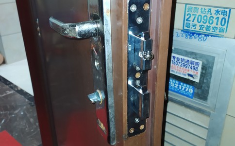 「奔驰保养」奔驰SLK系列W171保养灯归零