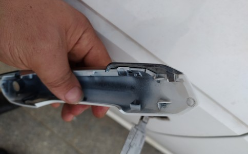 「雪铁龙遥控器」雪铁龙赛纳XSARA钥匙和遥控器匹配方法